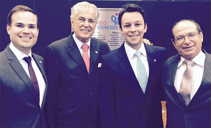 Prefeito Humberto com os deputados federais Cacá Leão, Mario Negromonte Jr e Roberto Brito